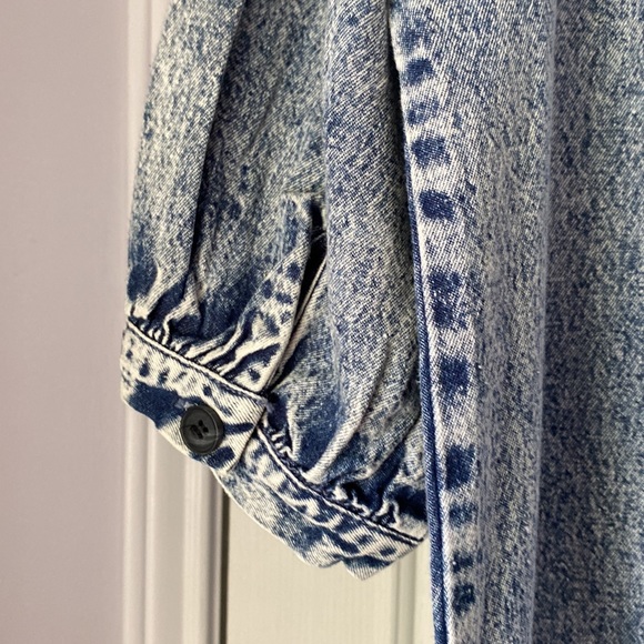 🆕Denim Shift Dress - Picture 4 of 6